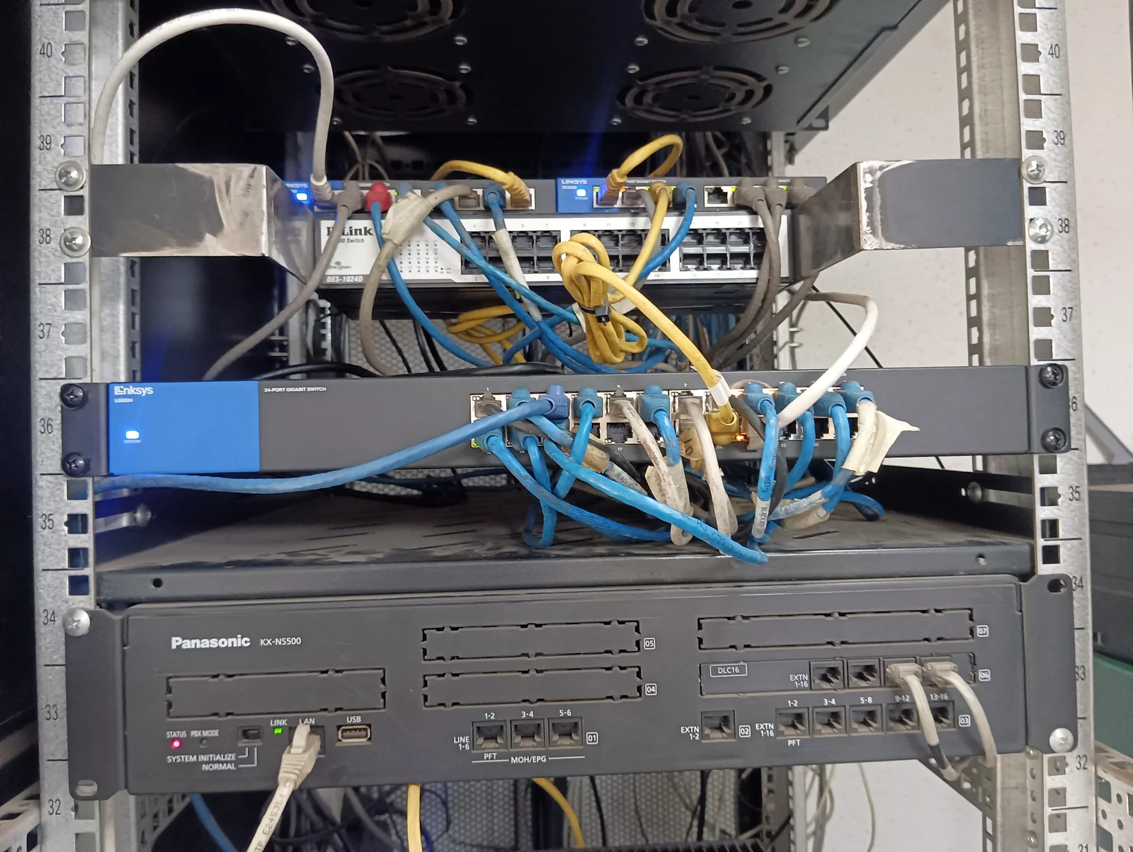 Rack de red y comunicaciones FastComputer